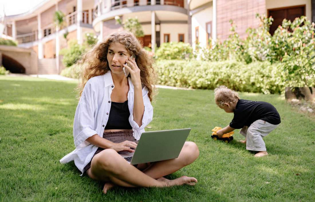 Empowering Working Moms: Building Passive Income with Digital PLR Templates